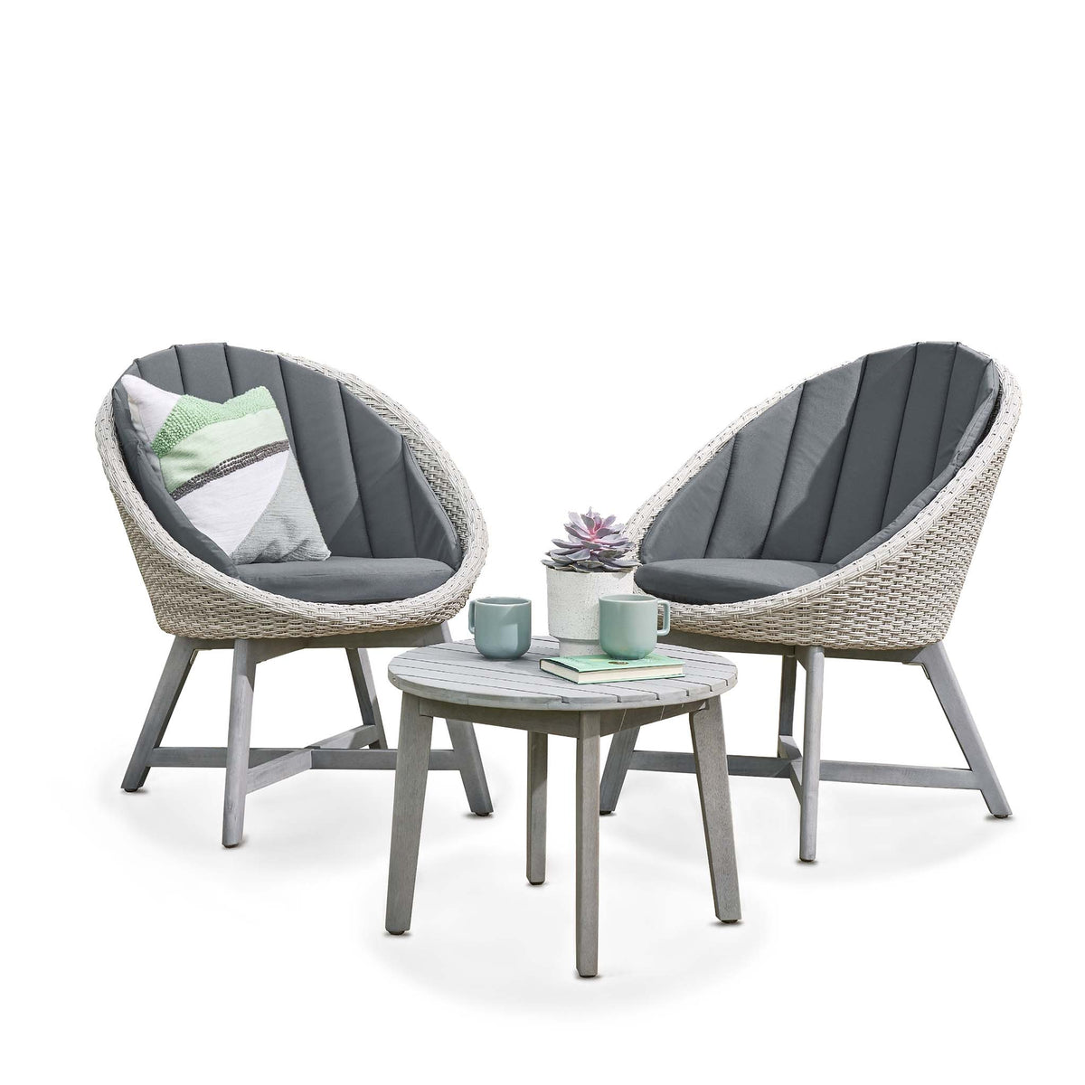 Chatsworth Curved Rattan Bistro Set by Roseland Furniture