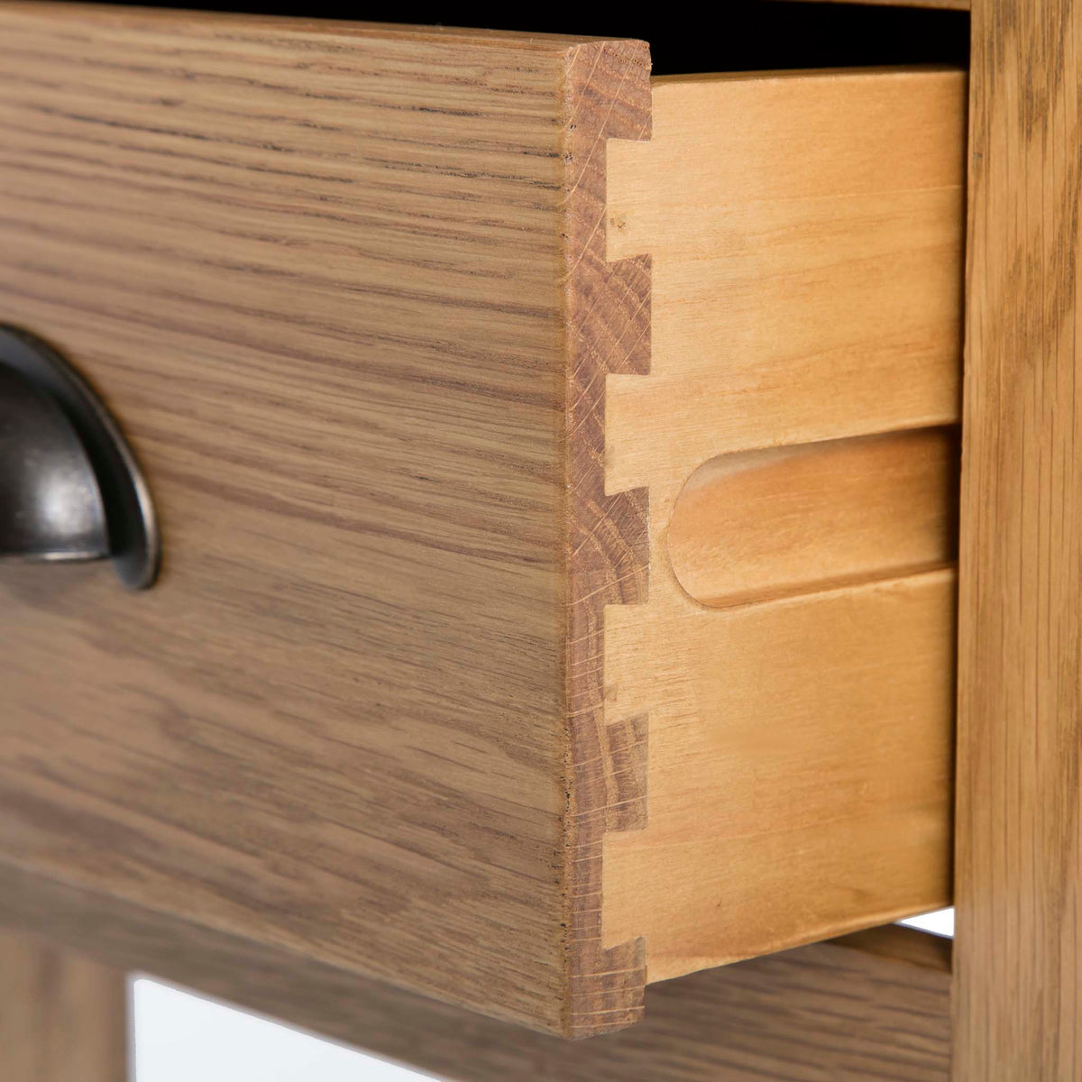 Roseland Oak Lamp Side Table - Close up of dovetail joints on drawer