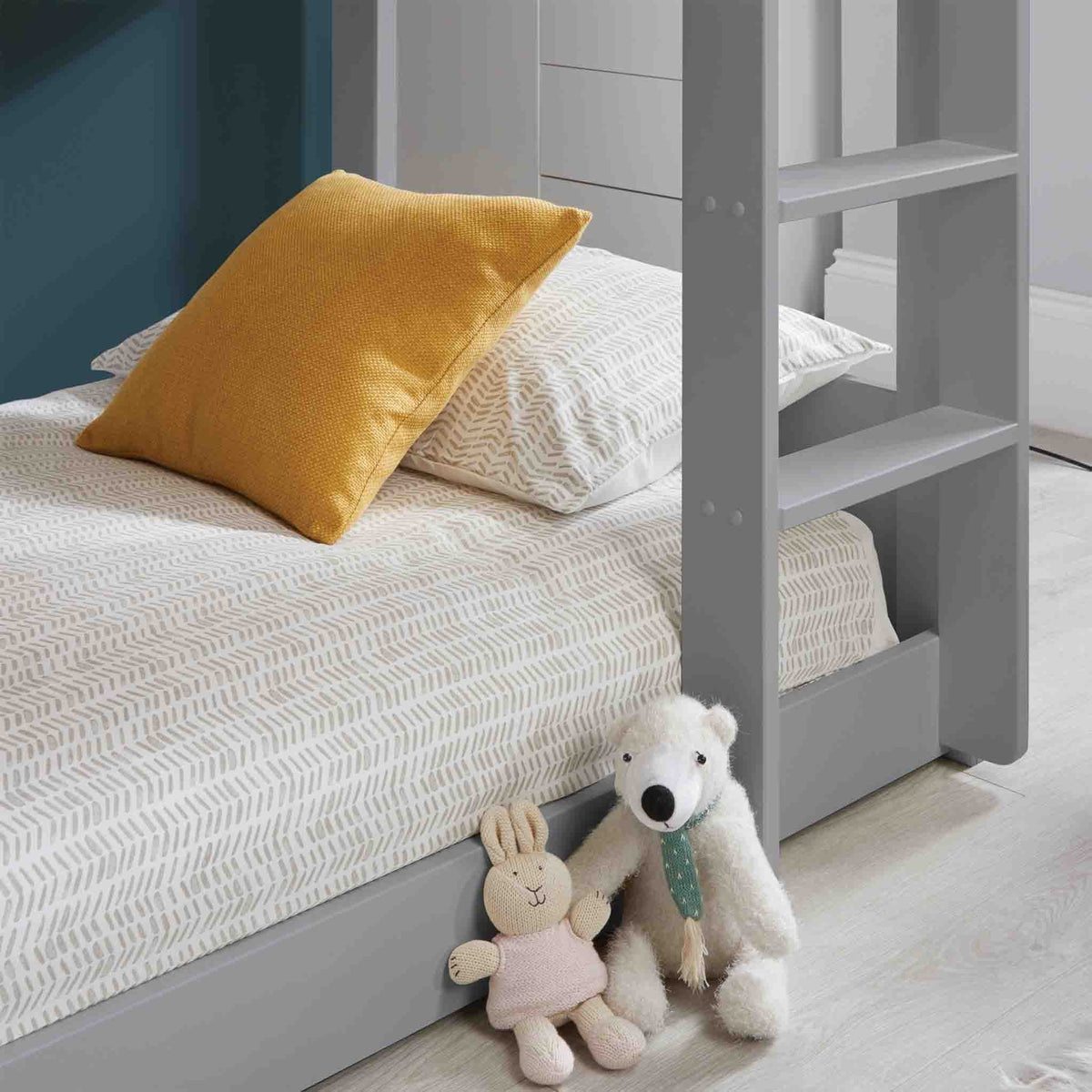 close up of the bottom bunk ladder on the Trio Grey 3 Sleeper Wooden Bunk Bed