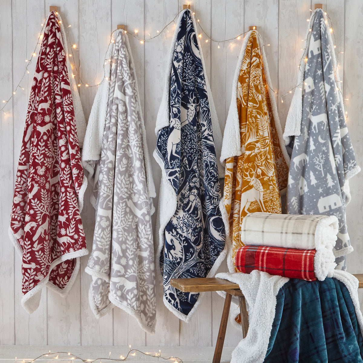 Festive Walk Throw